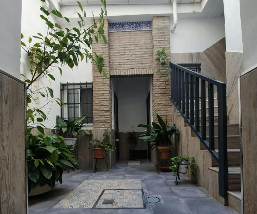 Apartamento En El Fontanal, Casa- Patio De Vecinos Siviglia Esterno foto